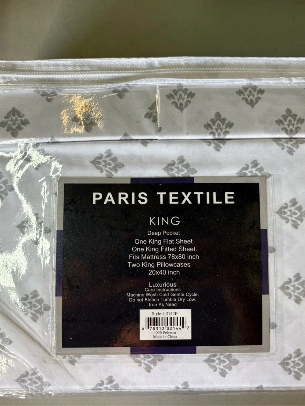 4Pc King Sheet Set - White with Gray Pattern Luxury Sheet Sets